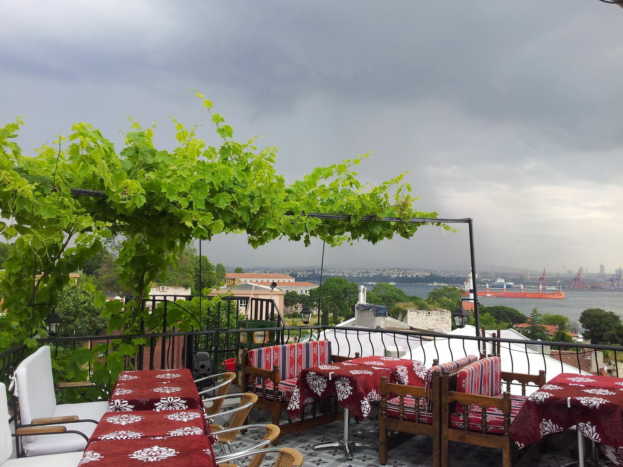 Metropolis Hostel & Guest House Istanbul Exterior foto